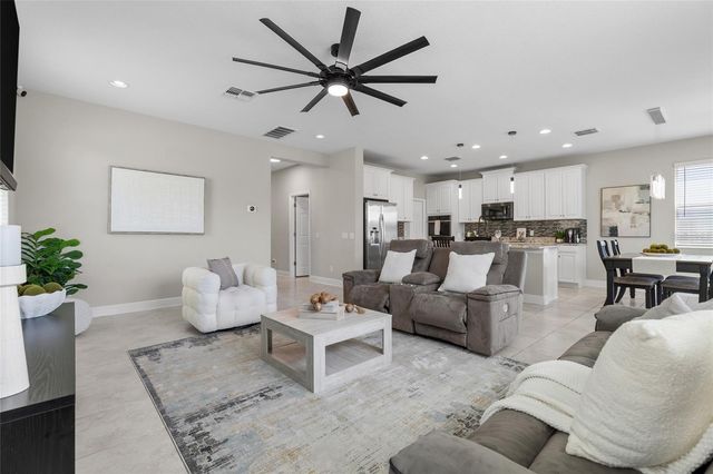 16159 MONTEREY GREENS CIRCLE, Tampa, FL 33647