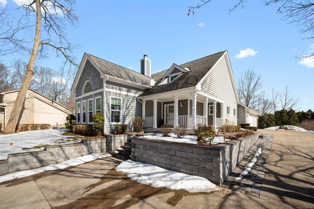 5020 Whitlow Court, Commerce Twp, MI 48382