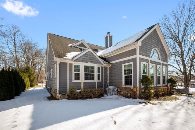 5020 Whitlow Court, Commerce Twp, MI 48382