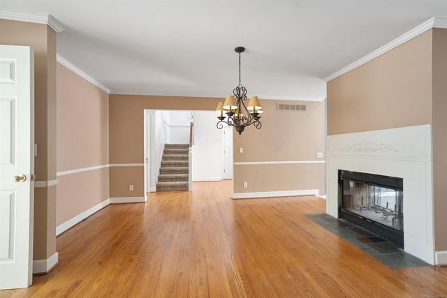 5020 Whitlow Court, Commerce Twp, MI 48382