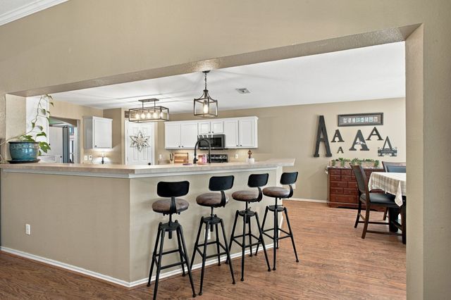 116 Springfield Circle, Red Oak, TX 75165