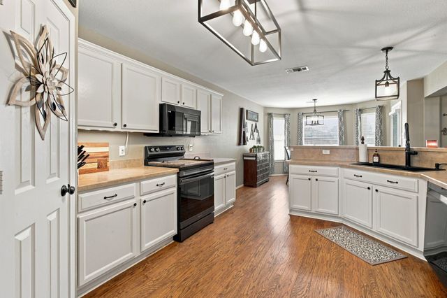 116 Springfield Circle, Red Oak, TX 75165