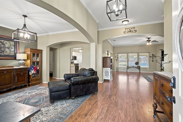 116 Springfield Circle, Red Oak, TX 75165