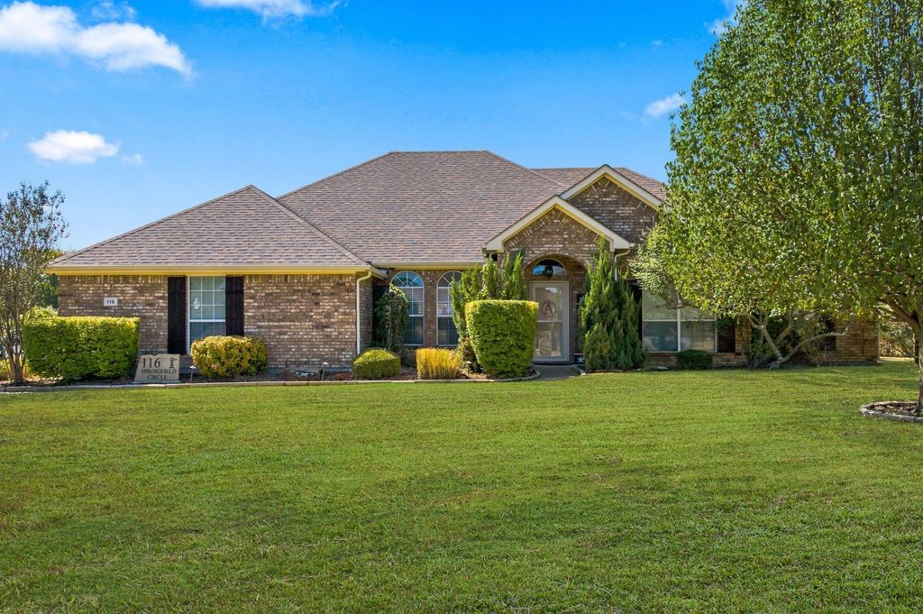 116 Springfield Circle, Red Oak, TX 75165