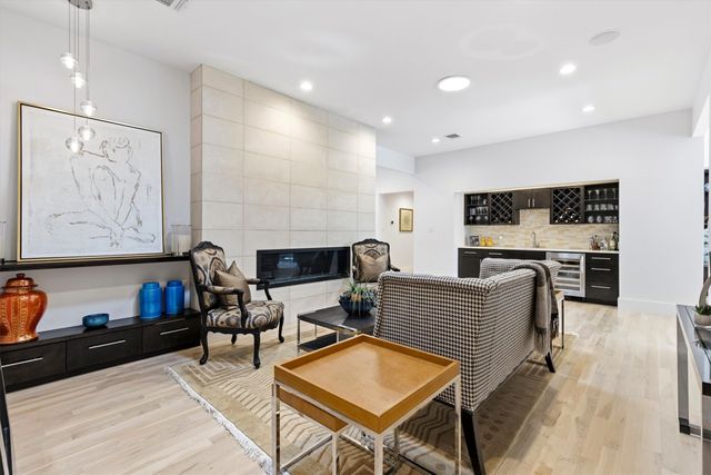 4418 Crooked Lane, Dallas, TX 75229