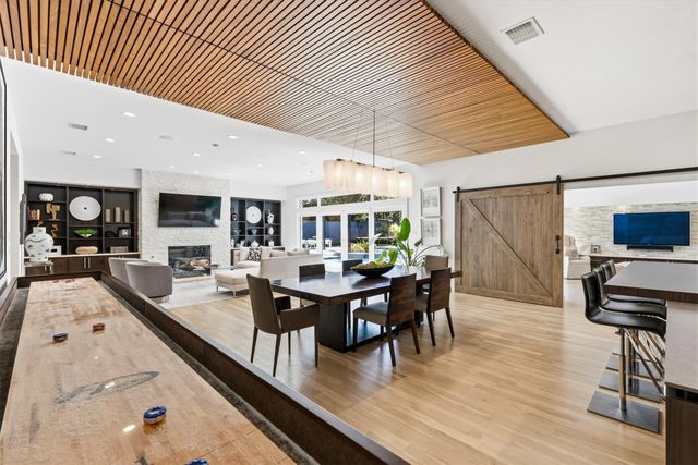 4418 Crooked Lane, Dallas, TX 75229