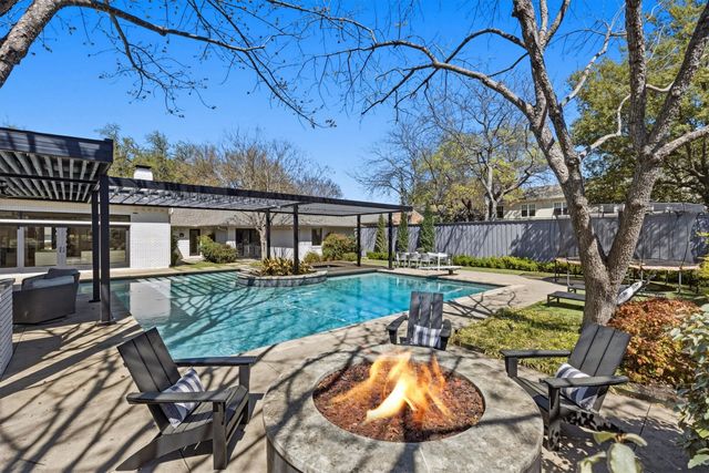 4418 Crooked Lane, Dallas, TX 75229