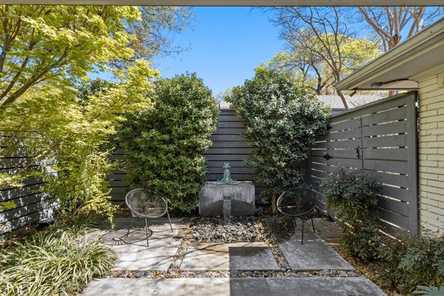 4418 Crooked Lane, Dallas, TX 75229