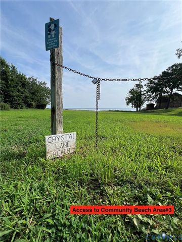 662 Glebe Harbor Dr, Montross, VA 22520