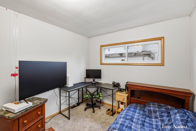 1620 W Norton Avenue, Norton Shores, MI 49441