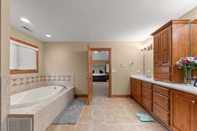 10838 Moose Lane, Orland Park, IL 60467