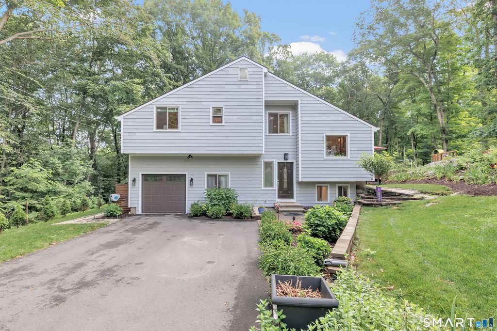 110 Bart Road, Monroe, CT 06468
