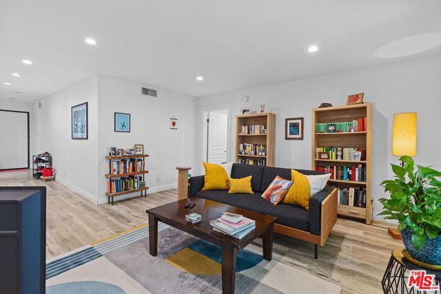1633 S Bentley Avenue 103, Los Angeles, CA 90025