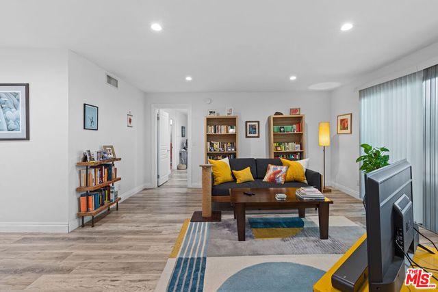 1633 S Bentley Avenue 103, Los Angeles, CA 90025