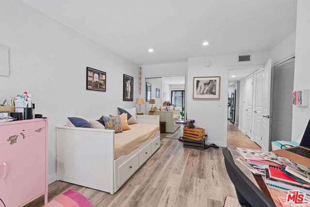 1633 S Bentley Avenue 103, Los Angeles, CA 90025