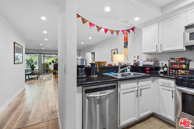 1633 S Bentley Avenue 103, Los Angeles, CA 90025