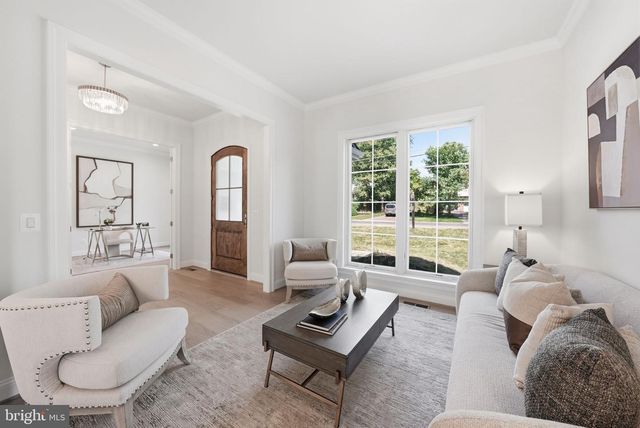 1436 LAYMAN ST, Mclean, VA 22101