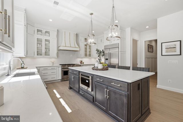 1436 LAYMAN ST, Mclean, VA 22101