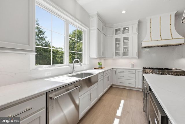 1436 LAYMAN ST, Mclean, VA 22101