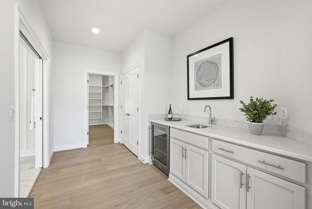 1436 LAYMAN ST, Mclean, VA 22101