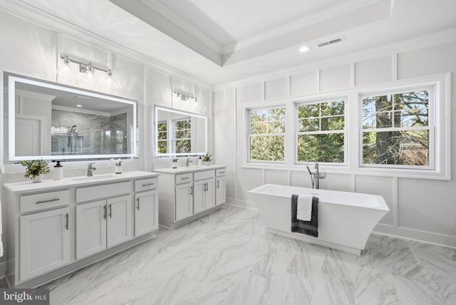 1436 LAYMAN ST, Mclean, VA 22101