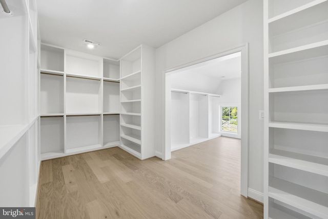 1436 LAYMAN ST, Mclean, VA 22101