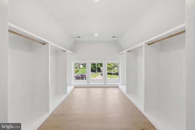 1436 LAYMAN ST, Mclean, VA 22101