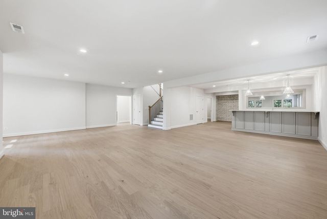 1436 LAYMAN ST, Mclean, VA 22101