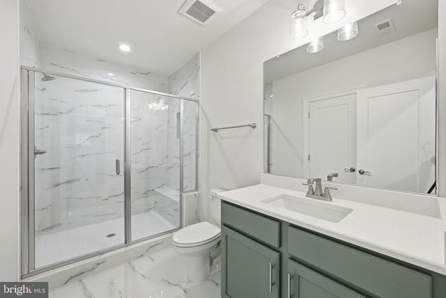 1436 LAYMAN ST, Mclean, VA 22101