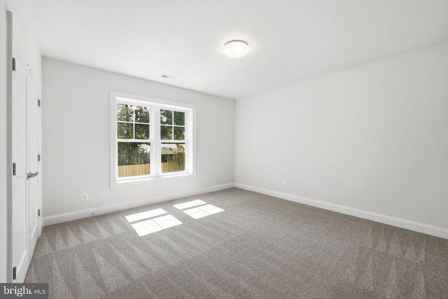 1436 LAYMAN ST, Mclean, VA 22101