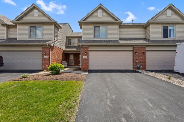 8261 Pecan Place, Frankfort, IL 60423