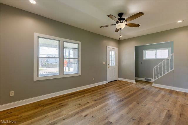 60 Steel Street, Youngstown, OH 44509