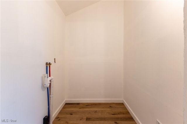 60 Steel Street, Youngstown, OH 44509