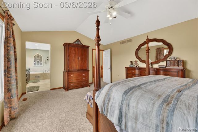 18464 Glengarry Drive, Livonia, MI 48152