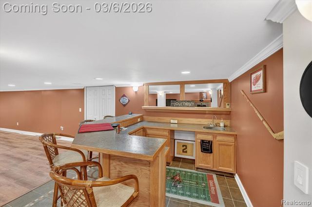 18464 Glengarry Drive, Livonia, MI 48152