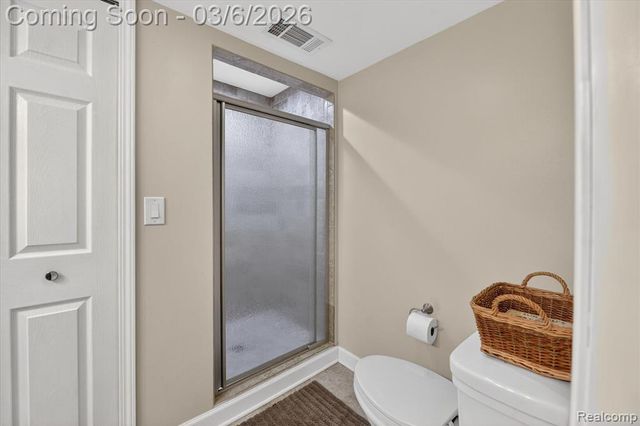 18464 Glengarry Drive, Livonia, MI 48152