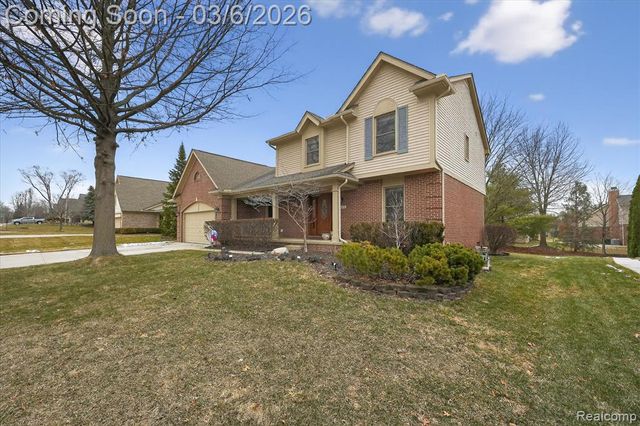 18464 Glengarry Drive, Livonia, MI 48152