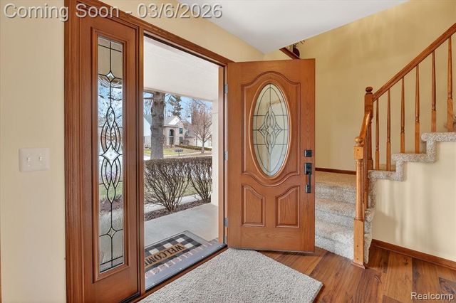 18464 Glengarry Drive, Livonia, MI 48152