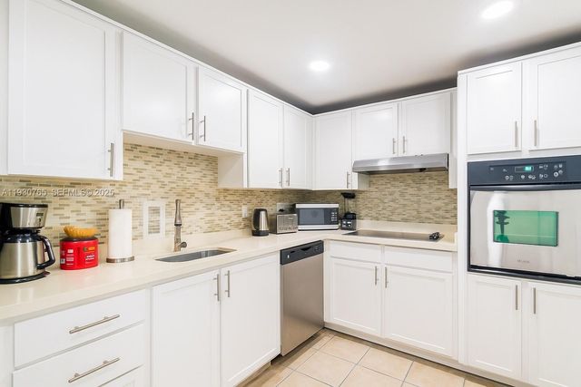 4001 S Ocean Dr 3R, Hollywood, FL 33019