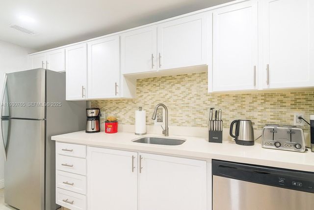 4001 S Ocean Dr 3R, Hollywood, FL 33019