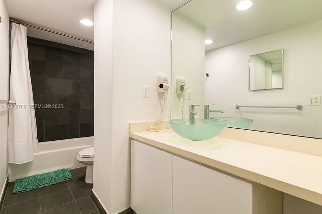 4001 S Ocean Dr 3R, Hollywood, FL 33019