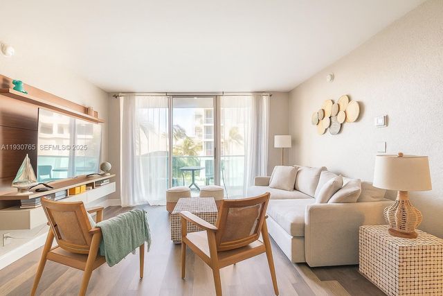 4001 S Ocean Dr 3R, Hollywood, FL 33019