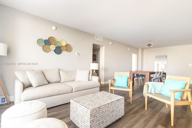 4001 S Ocean Dr 3R, Hollywood, FL 33019