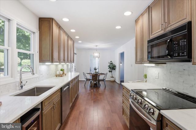 103 SARATOGA WAY NE, Vienna, VA 22180