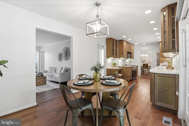 103 SARATOGA WAY NE, Vienna, VA 22180