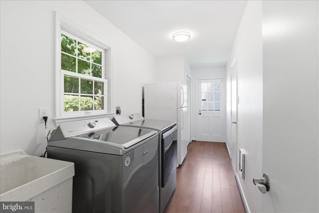 103 SARATOGA WAY NE, Vienna, VA 22180