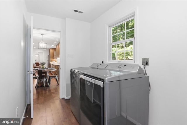103 SARATOGA WAY NE, Vienna, VA 22180