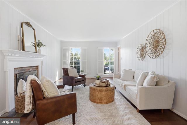 103 SARATOGA WAY NE, Vienna, VA 22180