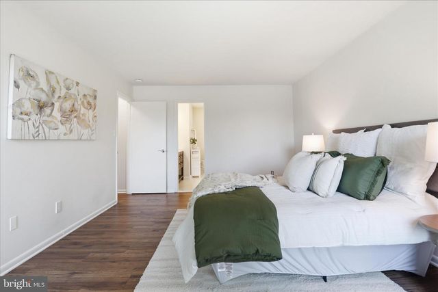 103 SARATOGA WAY NE, Vienna, VA 22180