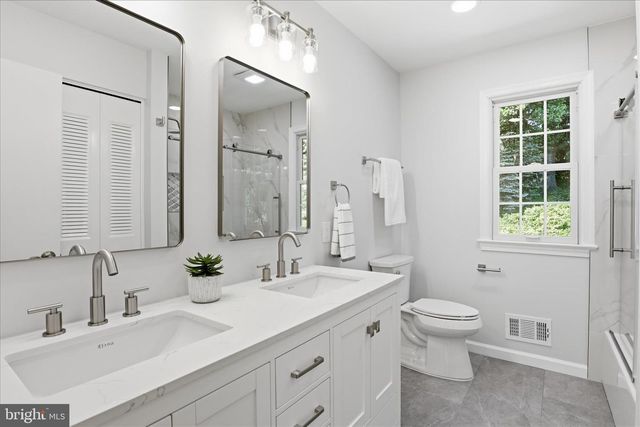 103 SARATOGA WAY NE, Vienna, VA 22180